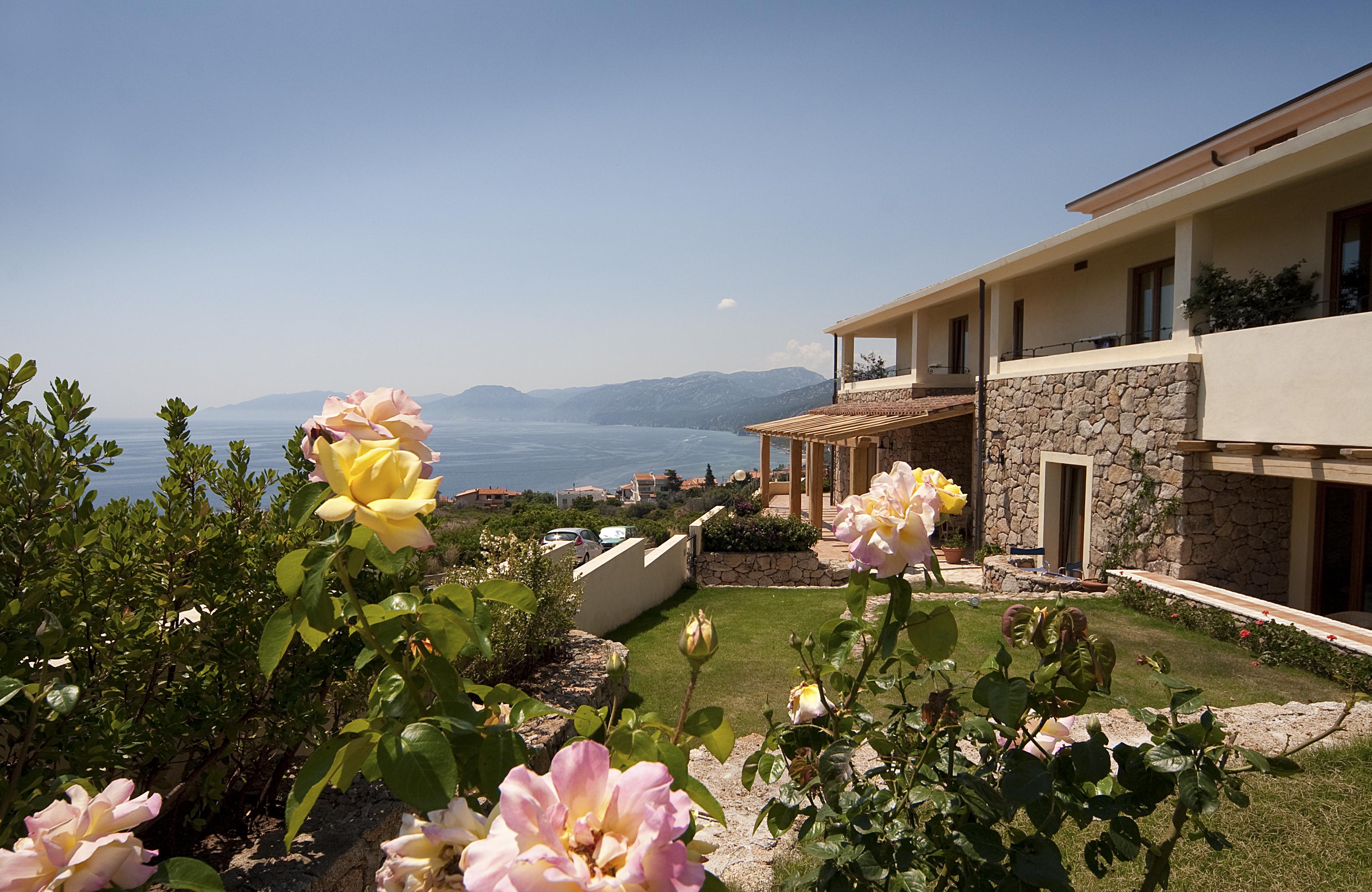 Hotel Villa Gustui Maris Cala Gonone Εξωτερικό φωτογραφία