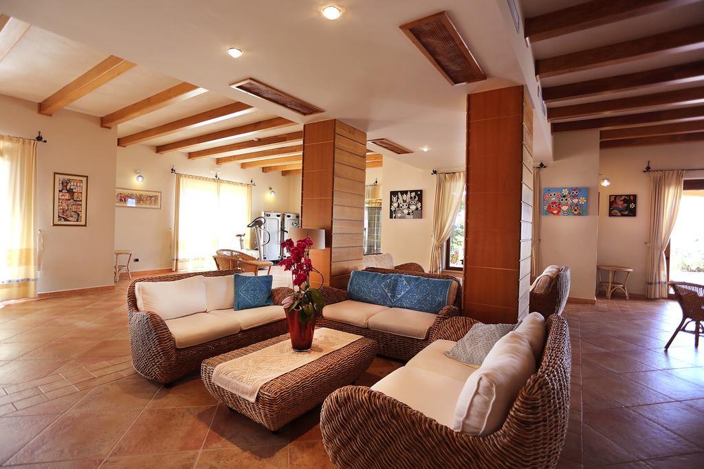 Hotel Villa Gustui Maris Cala Gonone Εξωτερικό φωτογραφία