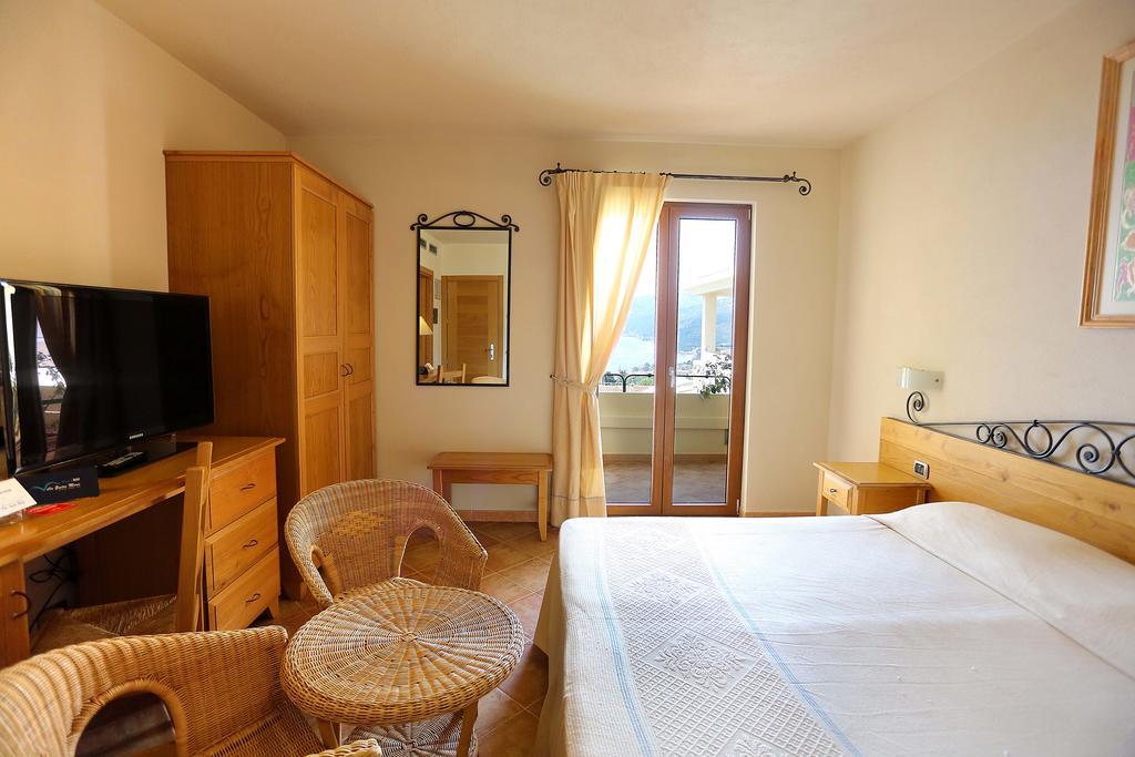 Hotel Villa Gustui Maris Cala Gonone Εξωτερικό φωτογραφία